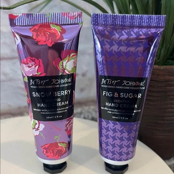Betsey Johnson Snowberry and Fig & Sugar Hand Cream Duo - Floral Purple and Pink - Picture 1 of 4